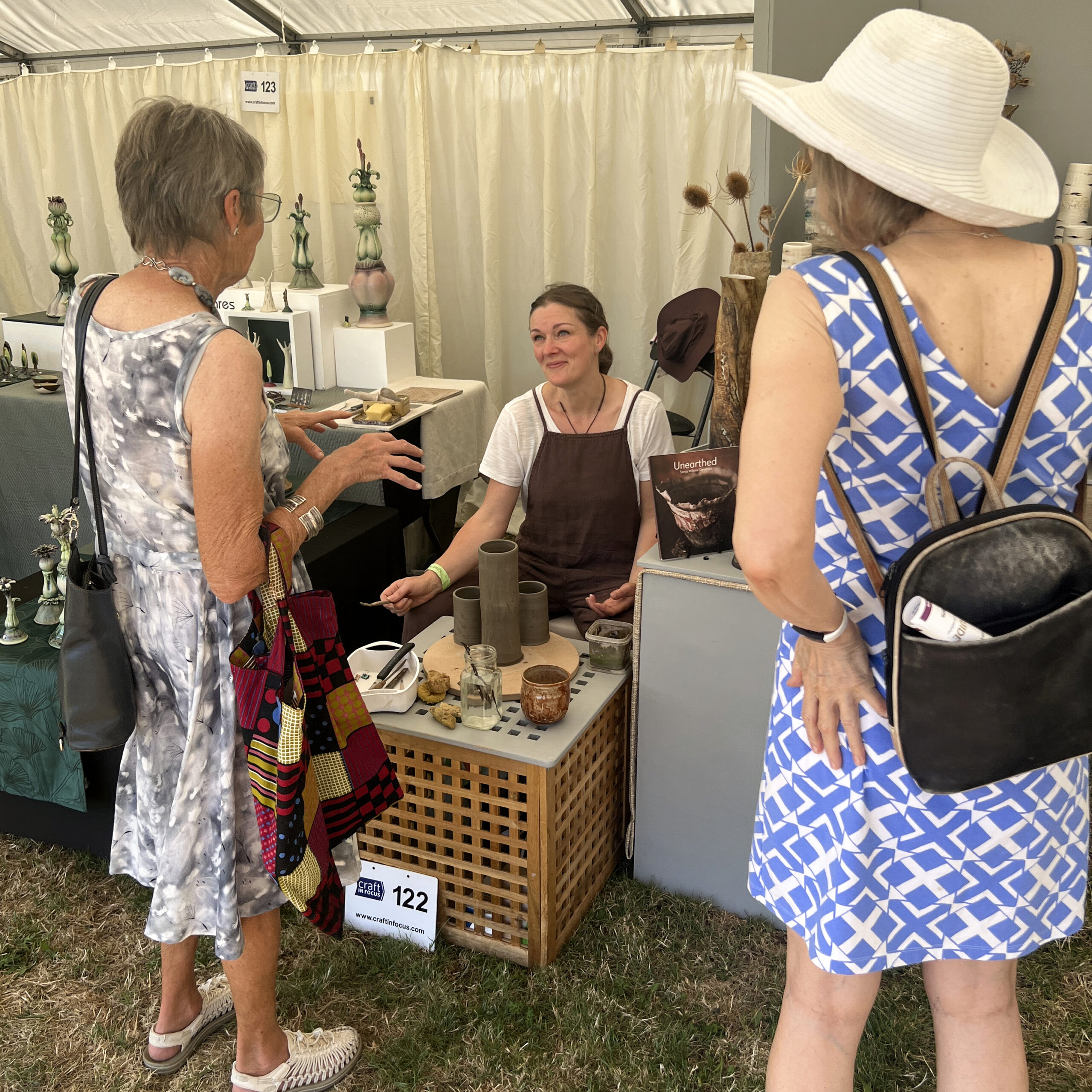Sonya Wilkins Demonstrating at Celebrating Ceramics 2025