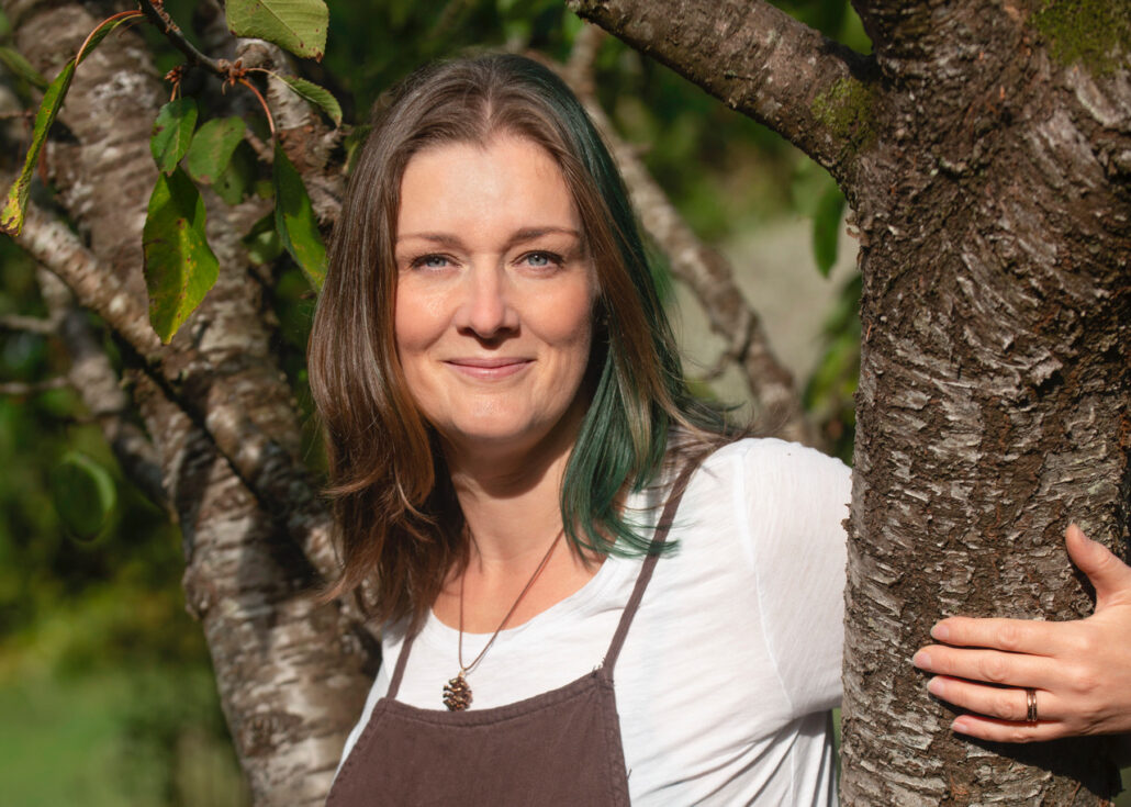 An Art To It podcast interview with Elaine Dye